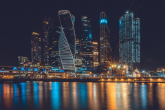 Город